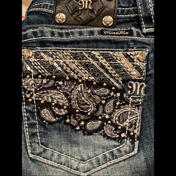 MISS ME 28 x 33.5 - Picture 6 of 12